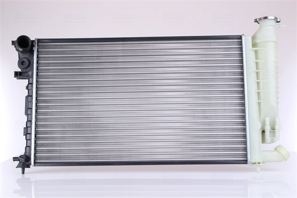 Radiaator, mootorijahutus NISSENS 61382A