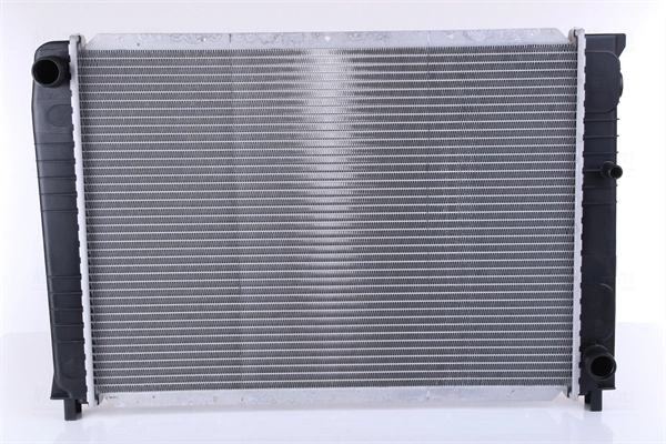 Radiaator, mootorijahutus NISSENS 65537A
