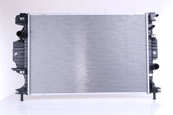 Radiaator, mootorijahutus NISSENS 620156