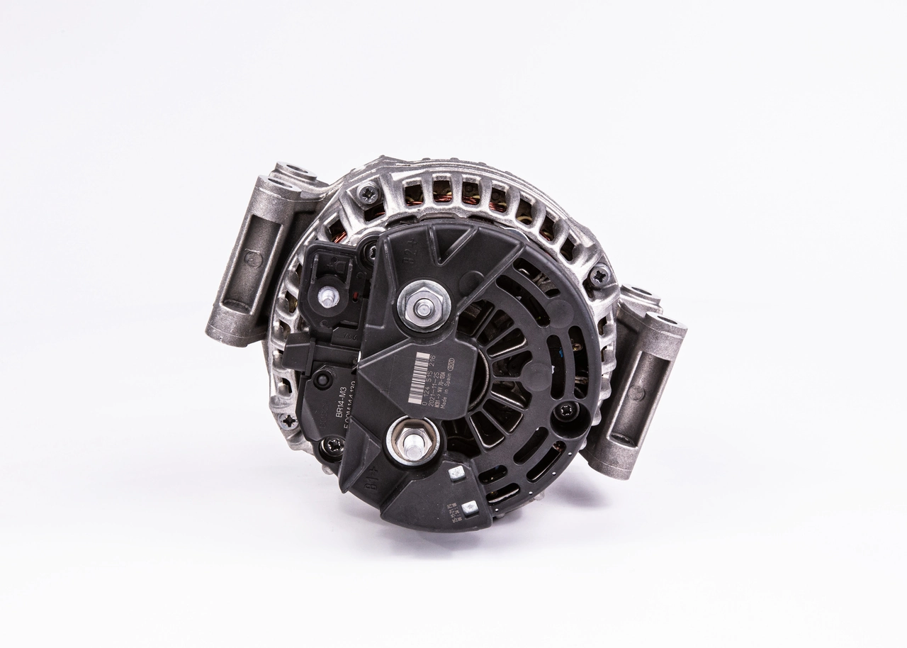 Generaator BOSCH 1 986 A00 653