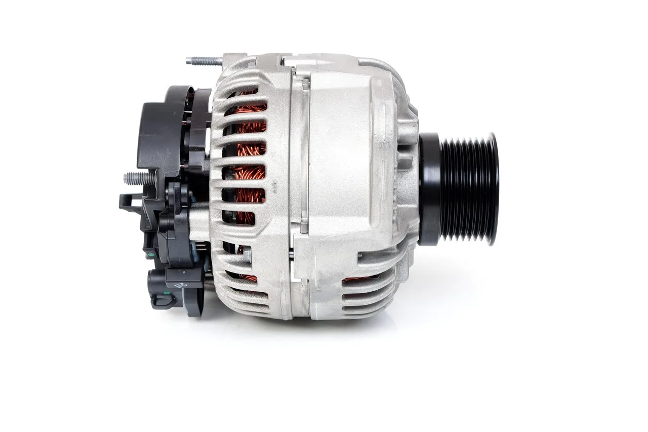 Generaator BOSCH 0 124 655 333